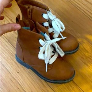 Cat and Jack girls boots